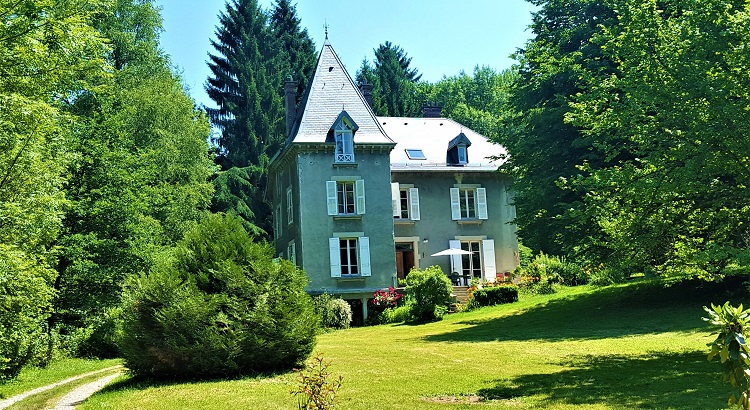 La Maison d'Eulalie, une maison et table d'hôtes de Charme au pied du Massif de Belledonne en Isère