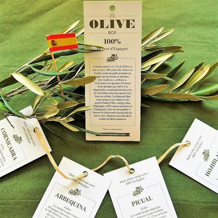 DELUXE OLIVE OIL GOURMET GIFT BOX