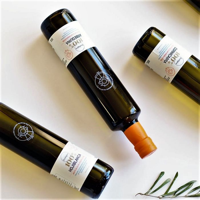 DELUXE OLIVE OIL GOURMET GIFT BOX