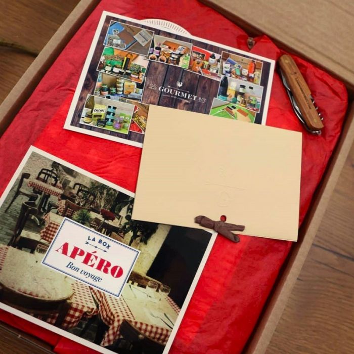 LA GOURMET BOX FRANZÖSISCHE HORSD'ŒUVRES DE LUXE mit Weißwein