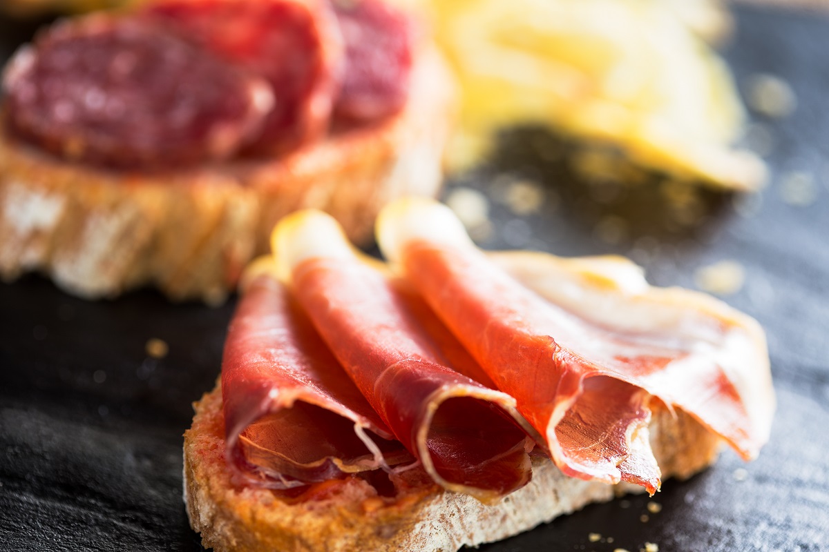 cesta gourmet jamon iberico