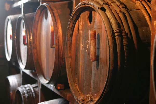 Elaboration du vinaigre de vin d'Orléans en barrique vinaigre-vin-chai-orleans-la-gourmet-box