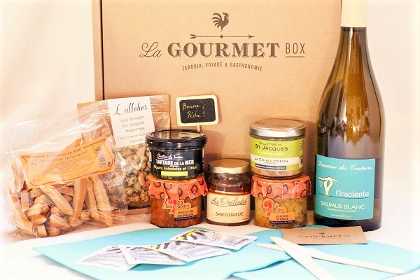 La meilleure box apéro : un cadeau apéritif unique à domicile tous les mois